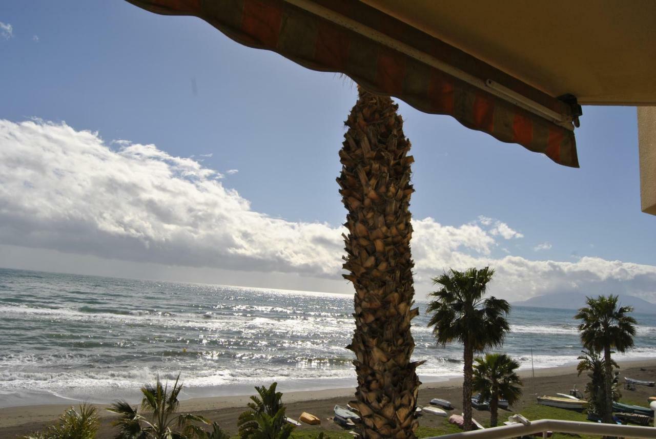 Rincón de la Victoria Apartamento Frente Al Mar,Primera Linea מראה חיצוני תמונה